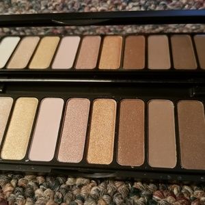 Elf eyeshadow palette
